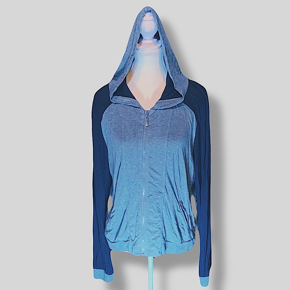 Bianca‎ Nygard XL Women's Super Soft Cotton Zip-Up Hoodie Gray and Black Sweater